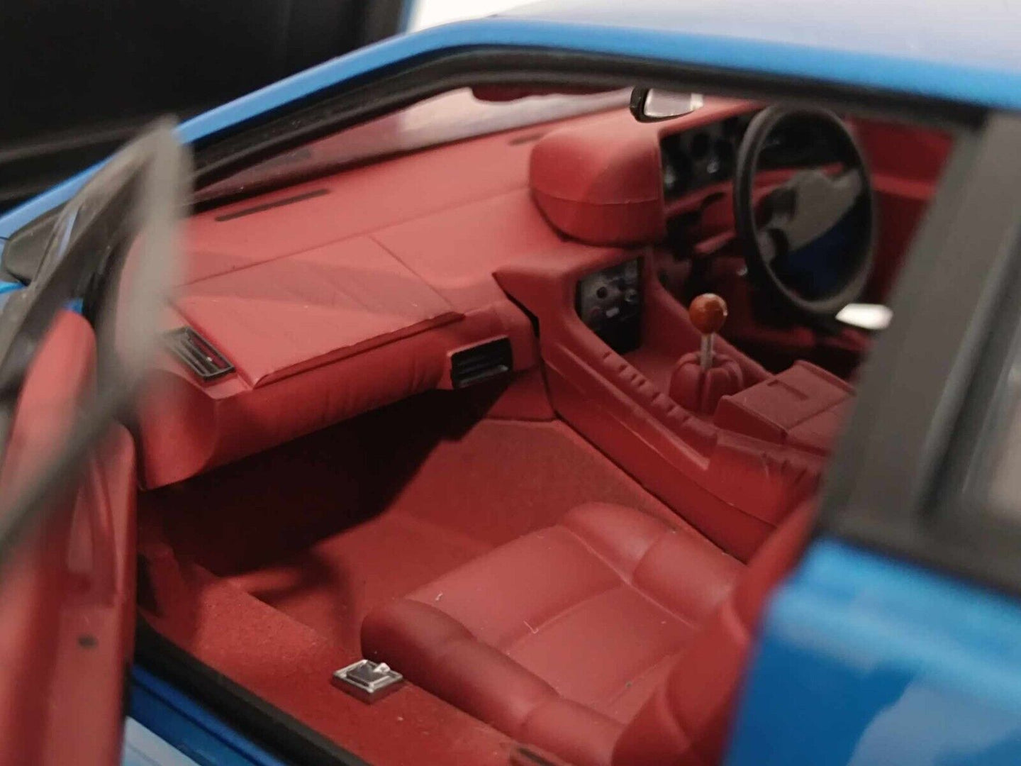 Lotus Esprit Turbo Essex Blue RHD - Autoart 1:18 GM Shop 
