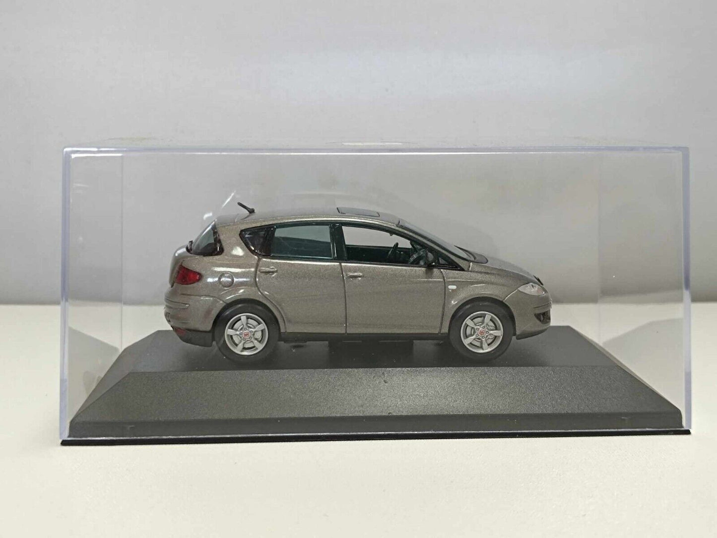 Seat Toledo Seconda Serie VAPS Seat Collection 1:43 Grey Grigio Topo Nuovo
