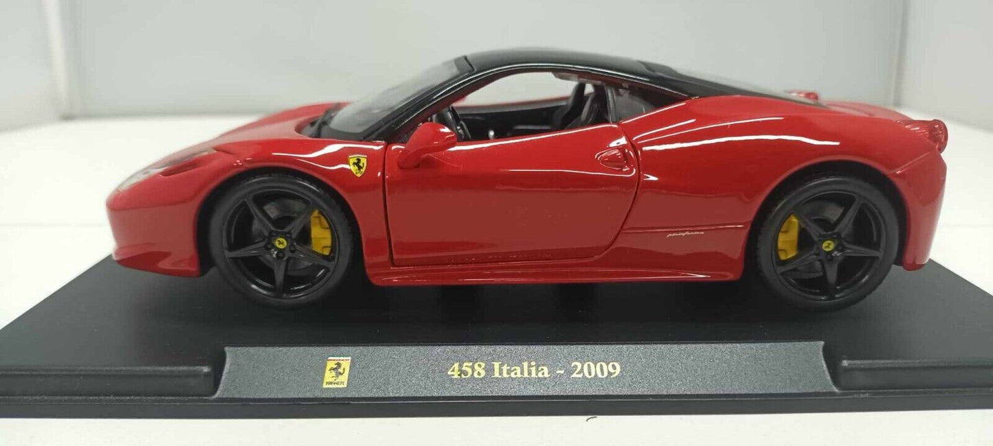 Ferrari 458 Italia 2009 Edicola / Burago Red 1:24 Ferrari Collection Usato