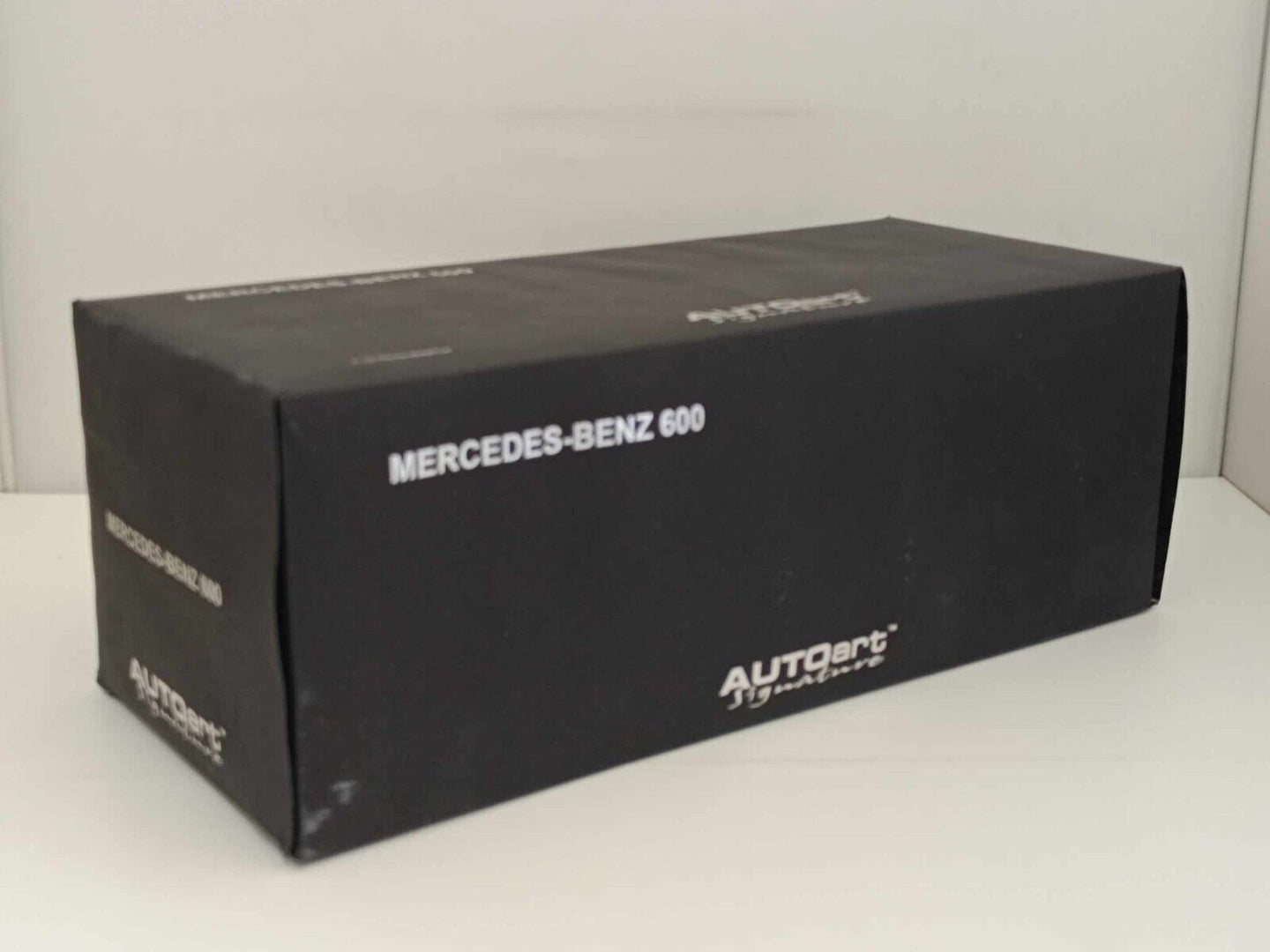 Mercedes Benz 600 SWB (VERY RARE) - Autoart Signature 1:18 GM Shop