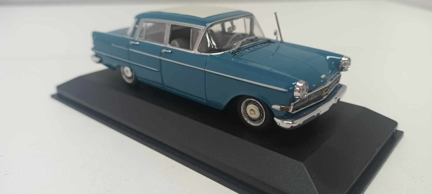 Opel Kapitan Bavariablau 1959 Blu Minichamps 1:43 Usato Limited Edition 3600 pcs