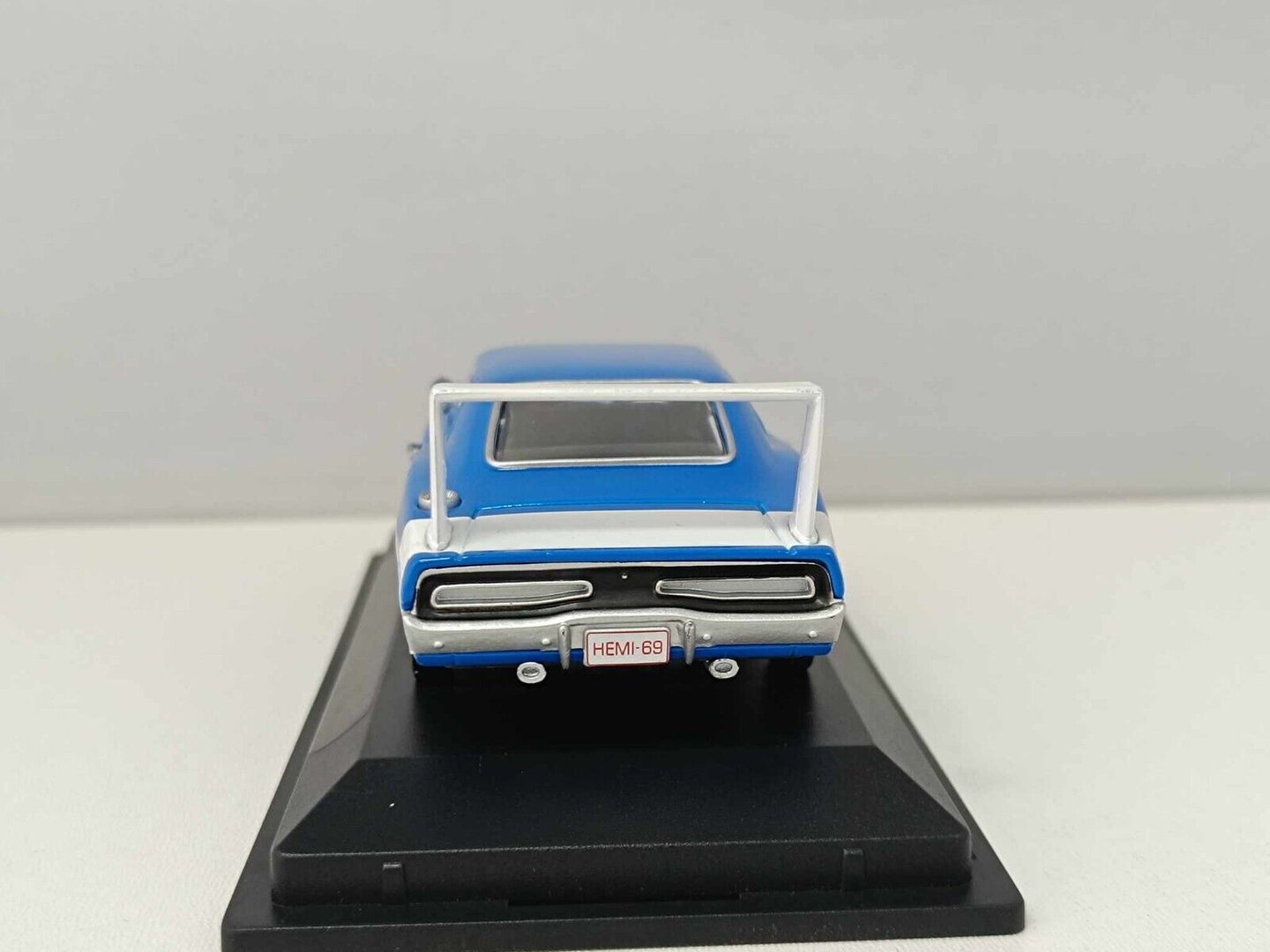 Dodge Charger Daytona 1969 Edicola 1/43 Muscle Car Azzurra Supporto + Teca Usato