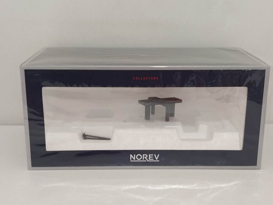 Box Volkswagen Golf GTI 2021 - Norev 1:18 (Only Box)