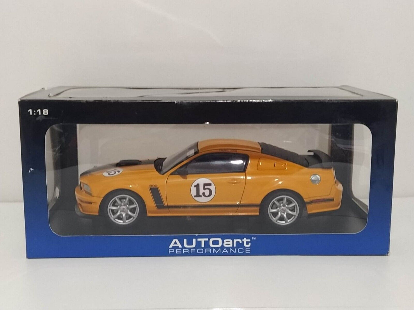 Saleen Mustang Parnelli Jones #15 2007 - Autoart 1:18