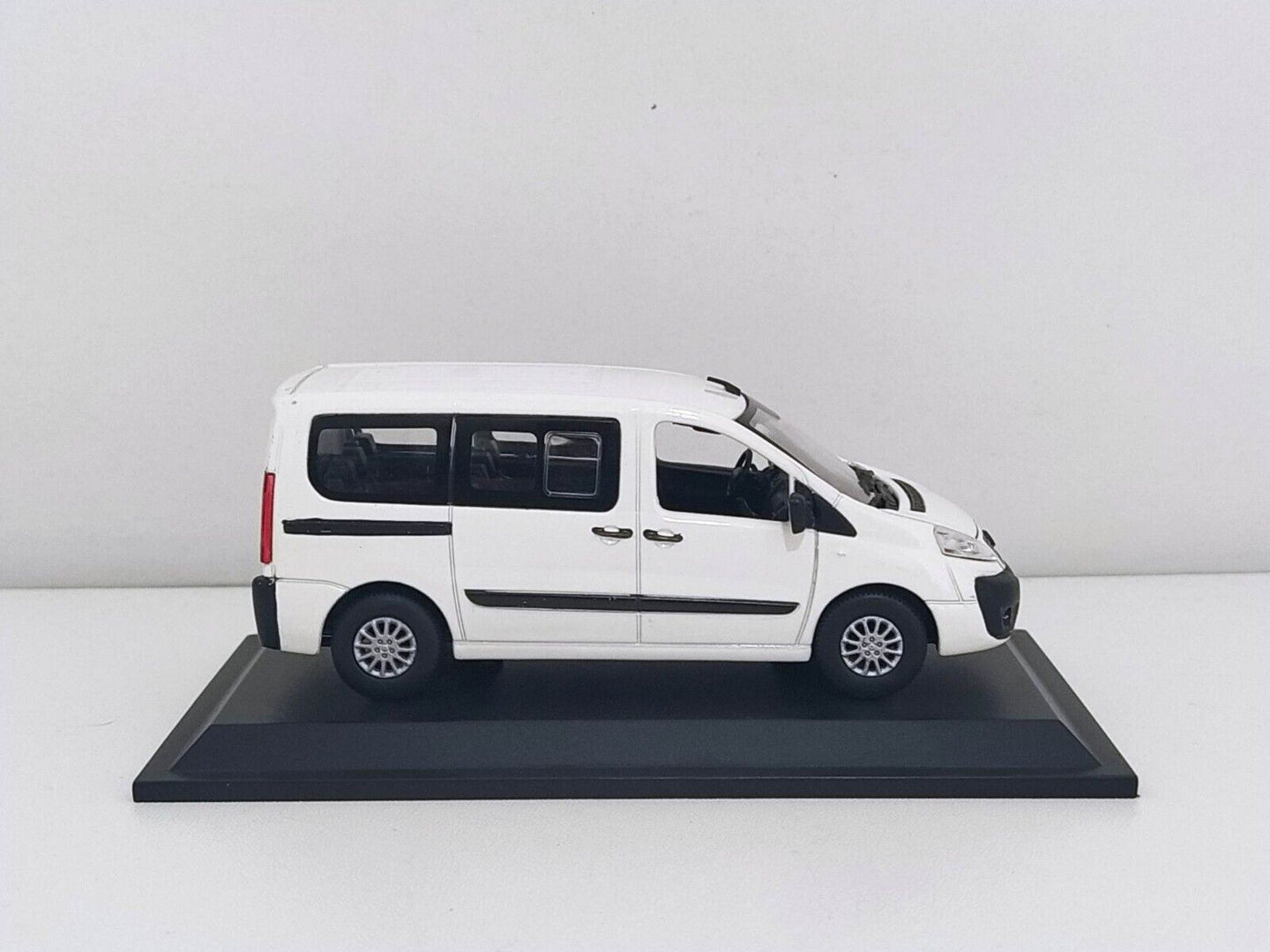 Fiat Scudo (2007) - Edicola (Fiat Story) 1:43 GM Shop