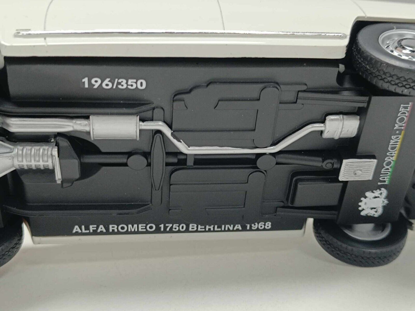 Alfa Romeo 1750 Berlina 1968 White Bianco - Laudoracing 1:18 Nuovo