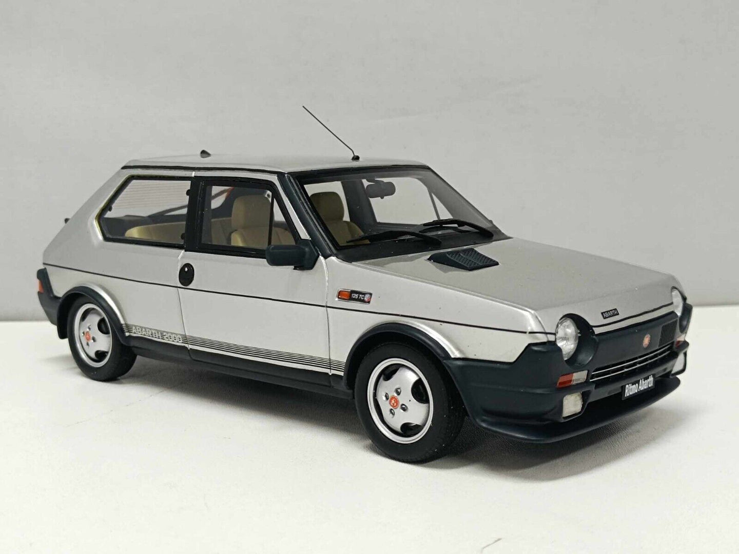 Fiat Ritmo 125 TC Abarth 1982 Silver Grigio - Laudoracing 1:18 Usato + Box Rare