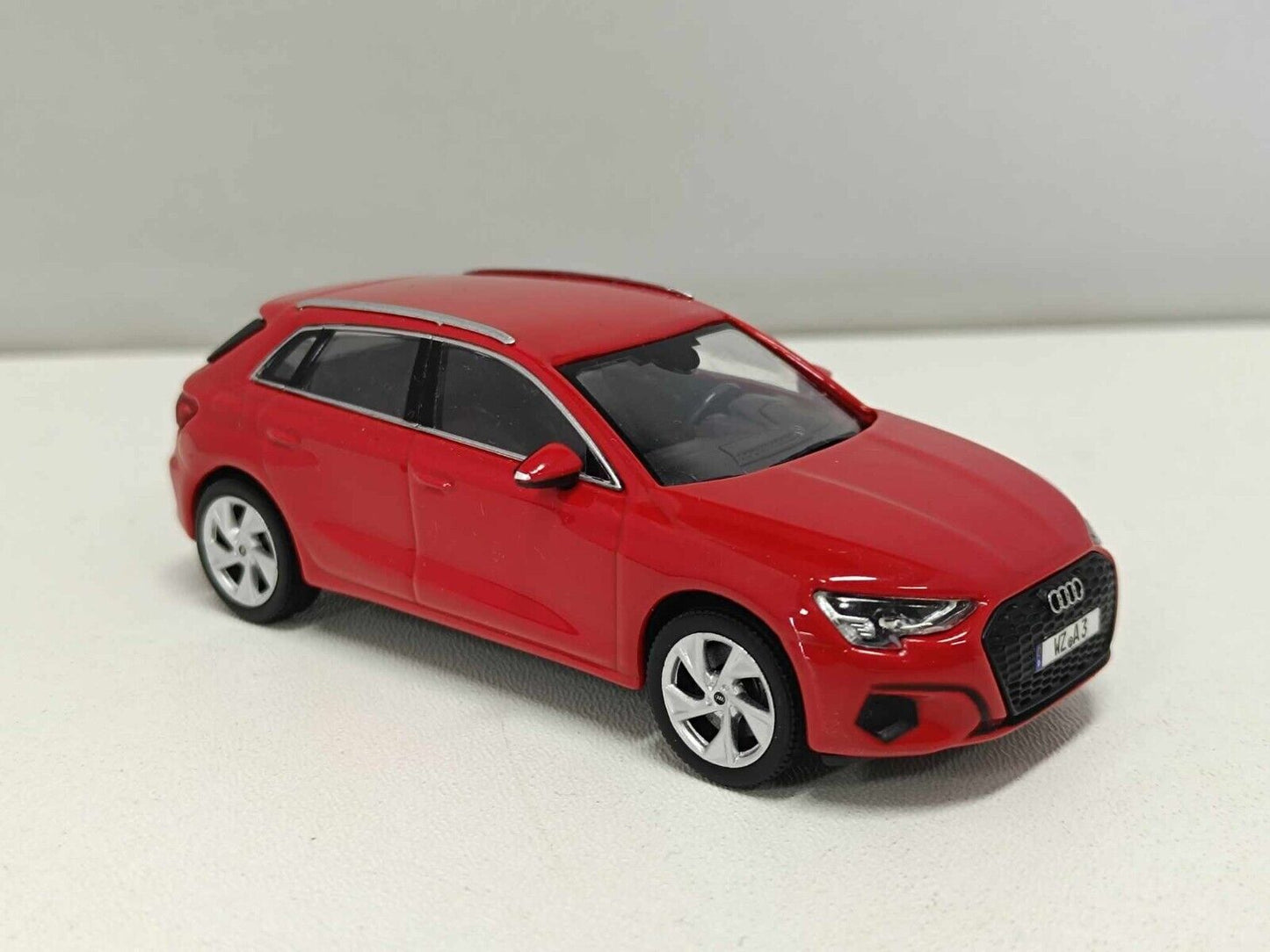 Audi A3 Sportback 4th 2020 - I-Scale 1:43 Rosso Usato