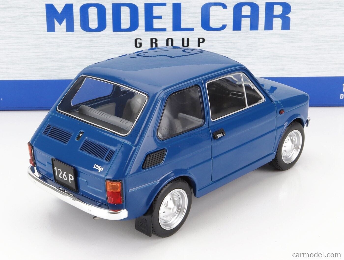 Fiat 126P 126 P 126 p Dark Blue Blu 1972 Modelcar Group MCG 1:18 Nuovo 1/18