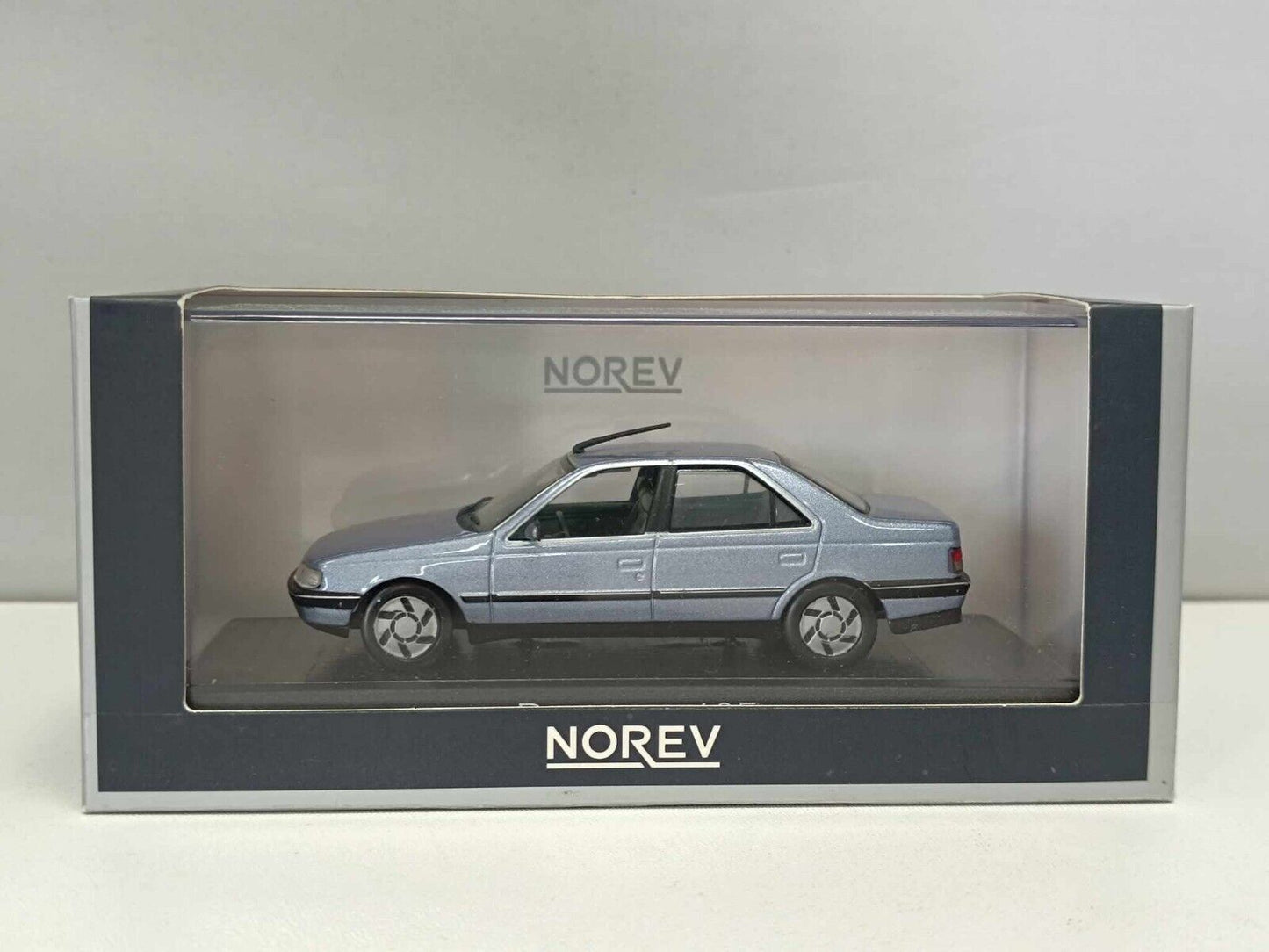 Peugeot 405 Grey Met Grigio Metallizzato - Norev 1:43 Usato + Box + Teca Rare