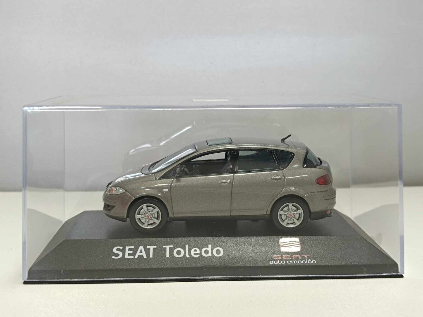 Seat Toledo Seconda Serie VAPS Seat Collection 1:43 Grey Grigio Topo Nuovo
