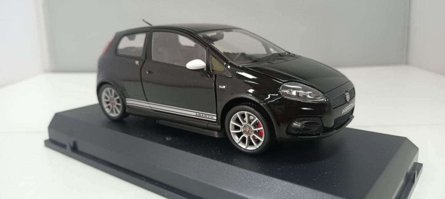 Fiat Abarth Grande Punto Nero Black Motorama 1:24 Usato + Box 1/24 Very Rare 