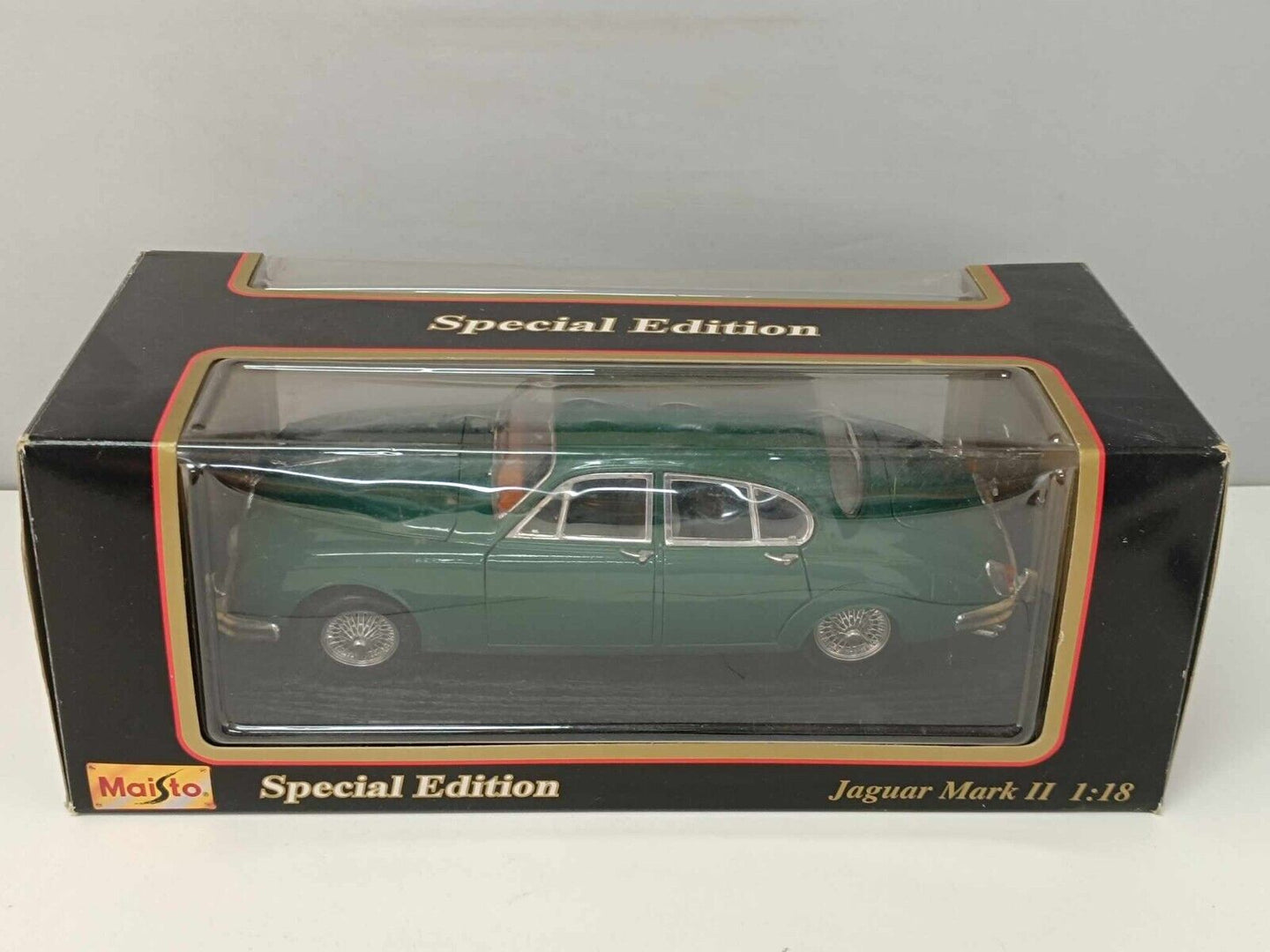 Jaguar Mark 2 1959 Verde Maisto 1/18 Green Usato + Box GM Shop