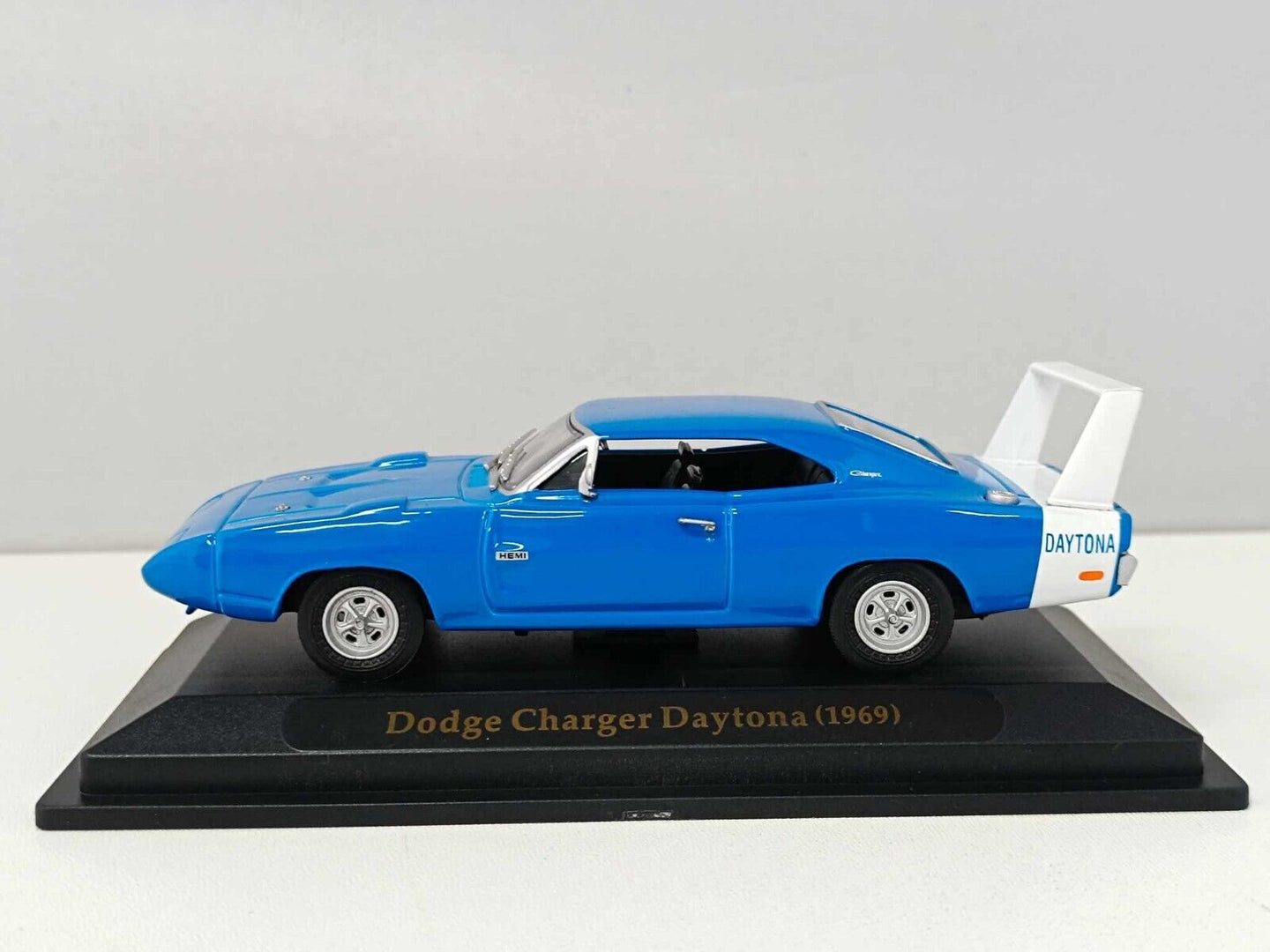 Dodge Charger Daytona 1969 Edicola 1/43 Muscle Car Azzurra Supporto + Teca Usato