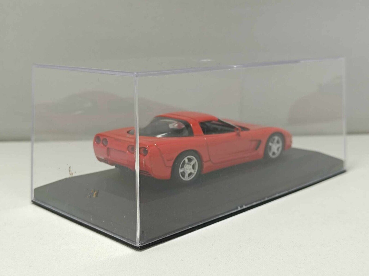 Chevrolet Corvette 1997 Red Rosso - Minichamps 1:43 Usato + Teca