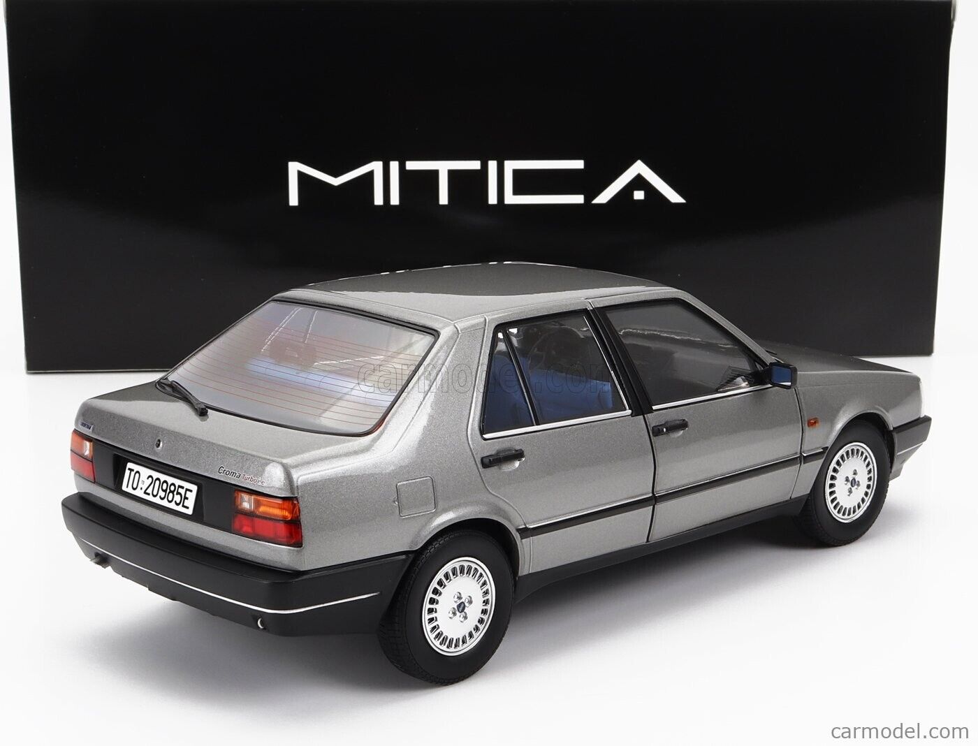 Fiat Croma 2.0 Turbo IE 1985 Polar Grey Grigio Met 683 Mitica 1:18 Nuovo 1/18