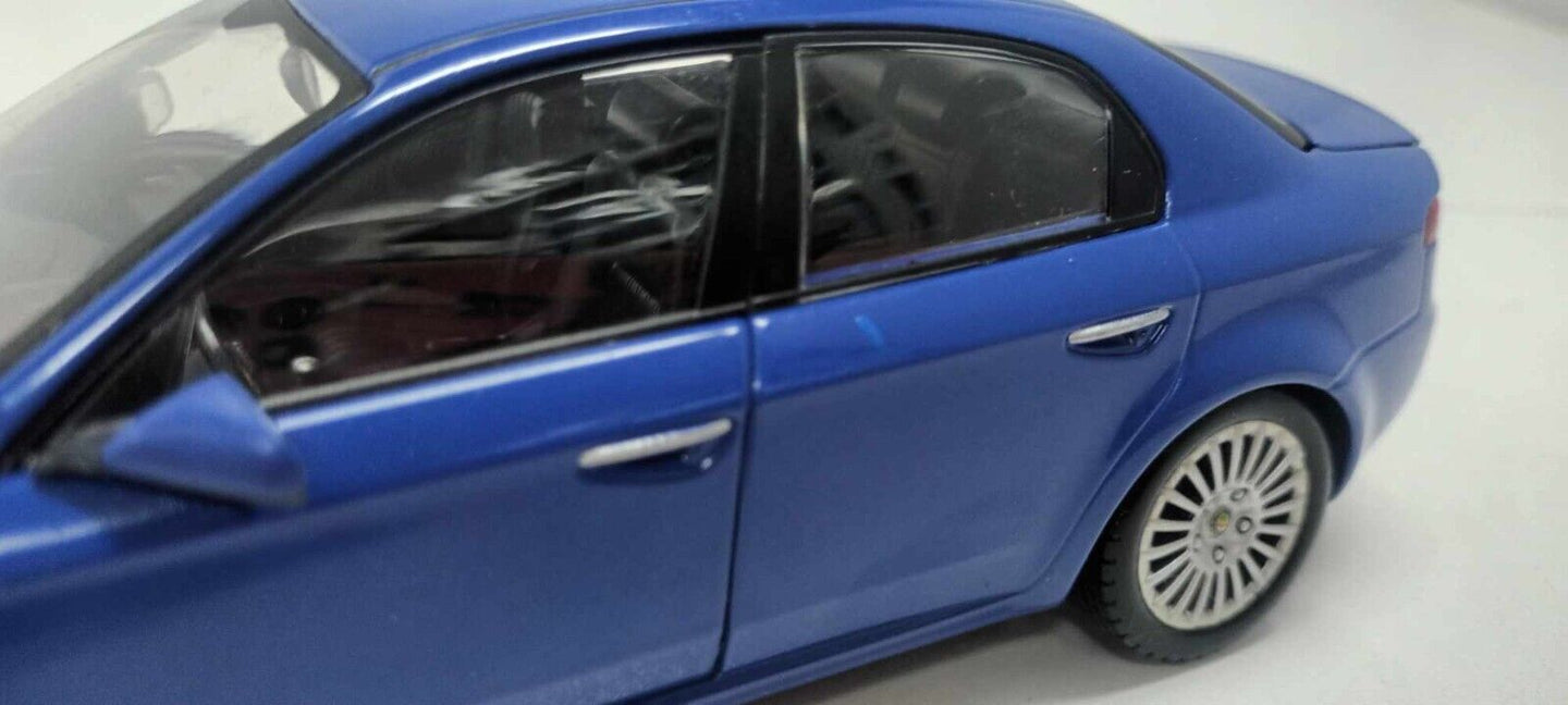 Alfa Romeo 159 Q4 3.2 JTS Motorama 1:24 Blu Usato Rara Very Rare GM Shop