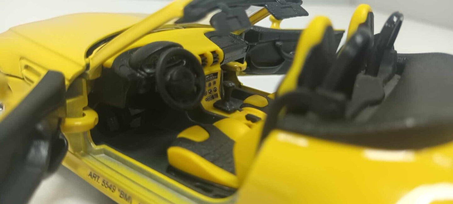 BMW Z3 M Roadster 1996 Giallo Yellow Burago Made In Italy 1:24 Usato 1/24