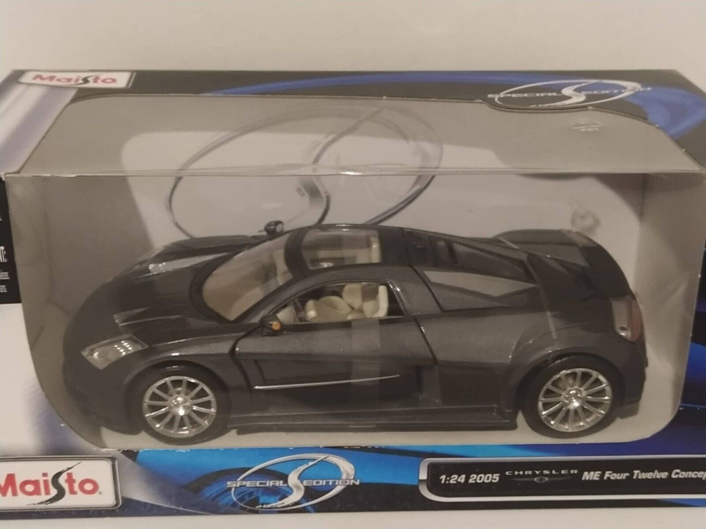 Chrysler Me Four Twelve Concept - Maisto 1:24 GM Shop