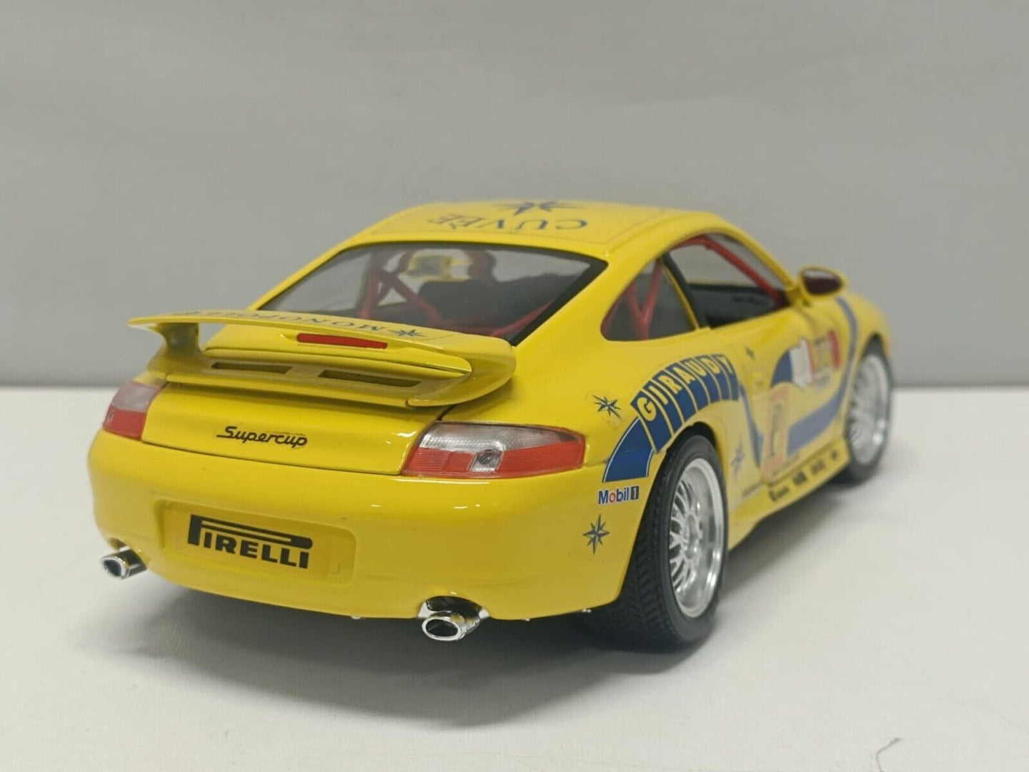 Porsche 911 GT3 CUP #22 - Burago 1:18 Usato + Box Made in Italy 1/18