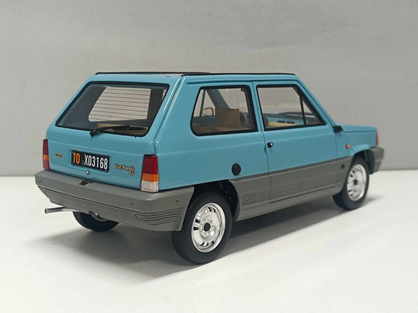 Fiat Panda 45 - 1980 Azzurro Bahia Laudoracing 1:18 Nuovo LM132A2-2