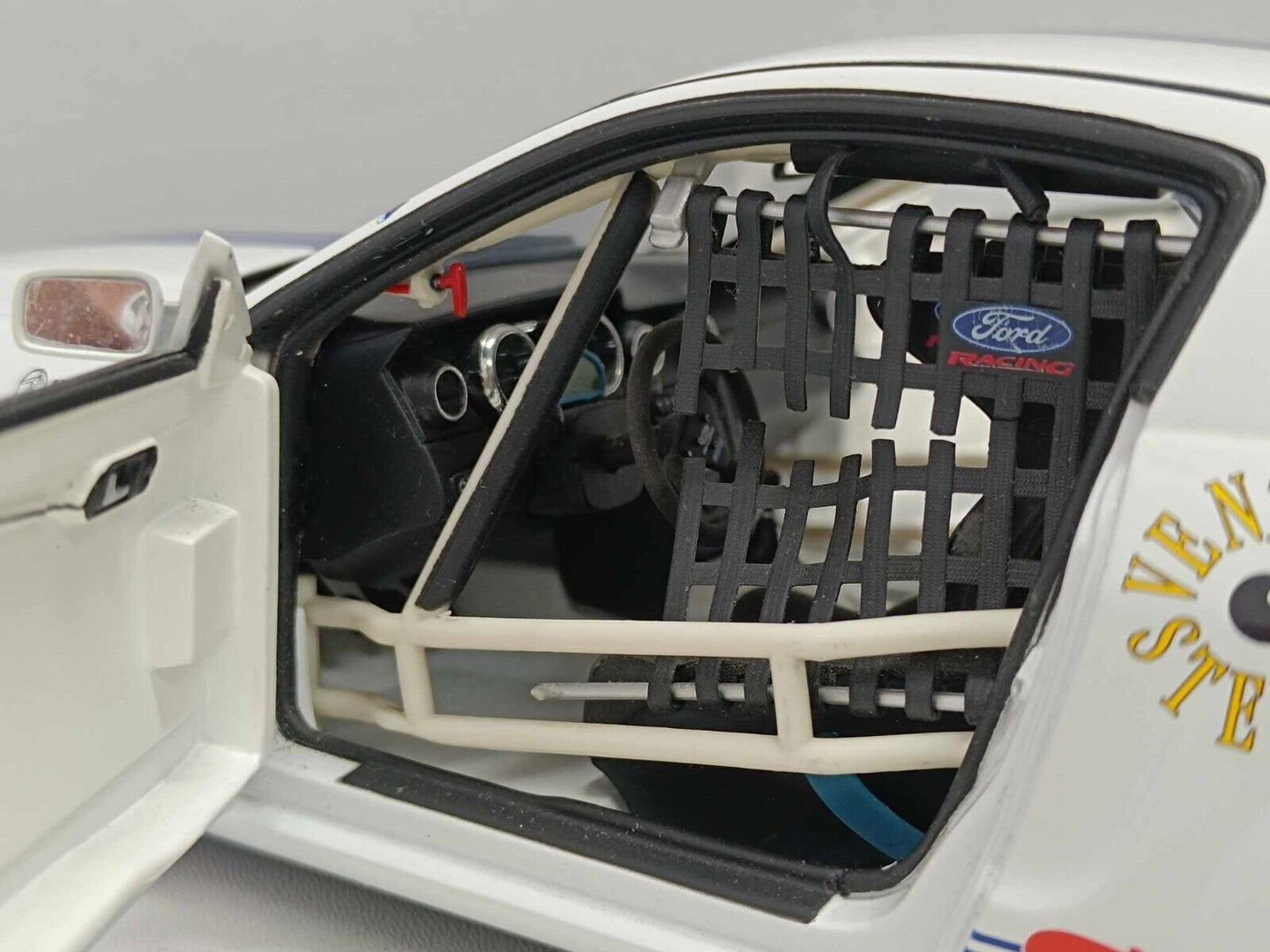 Ford Mustang FR 500C Grand AM Cup GS 2005 #05 - Autoart 1:18 Limited Edition
