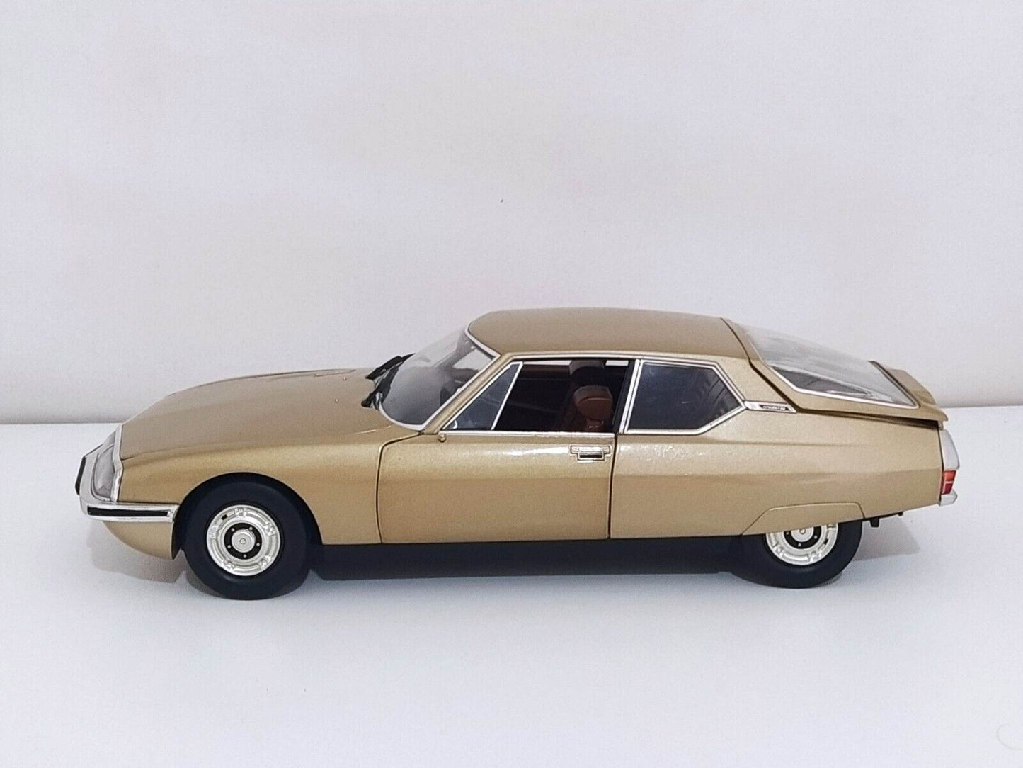 Citroen SM Norev 1/18 Gold Usato + Box GM Shop