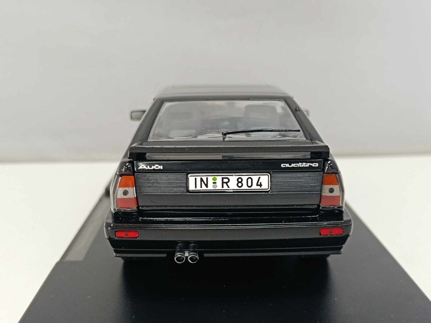 Audi Quattro 2.li Turbo 4 Nero Black 1986 Edicola Leo Models 1:24 Usato + Teca