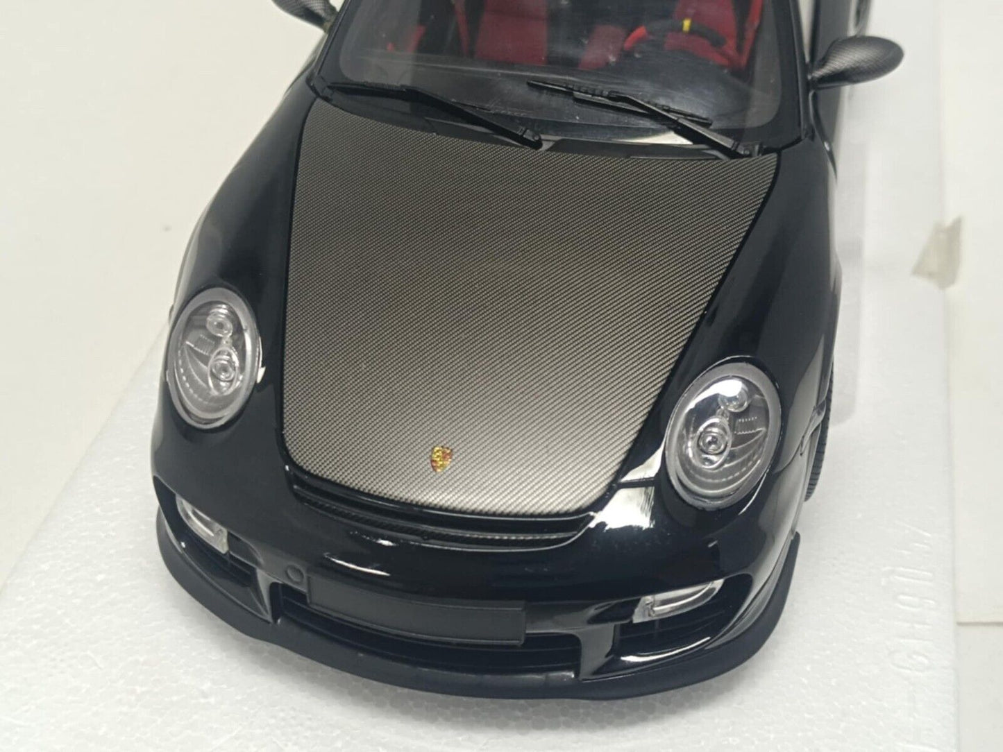 Porsche 911 GT2 RS 2011 Black With Gold Wheels Minichamps 1:18 Usato + Box Rare