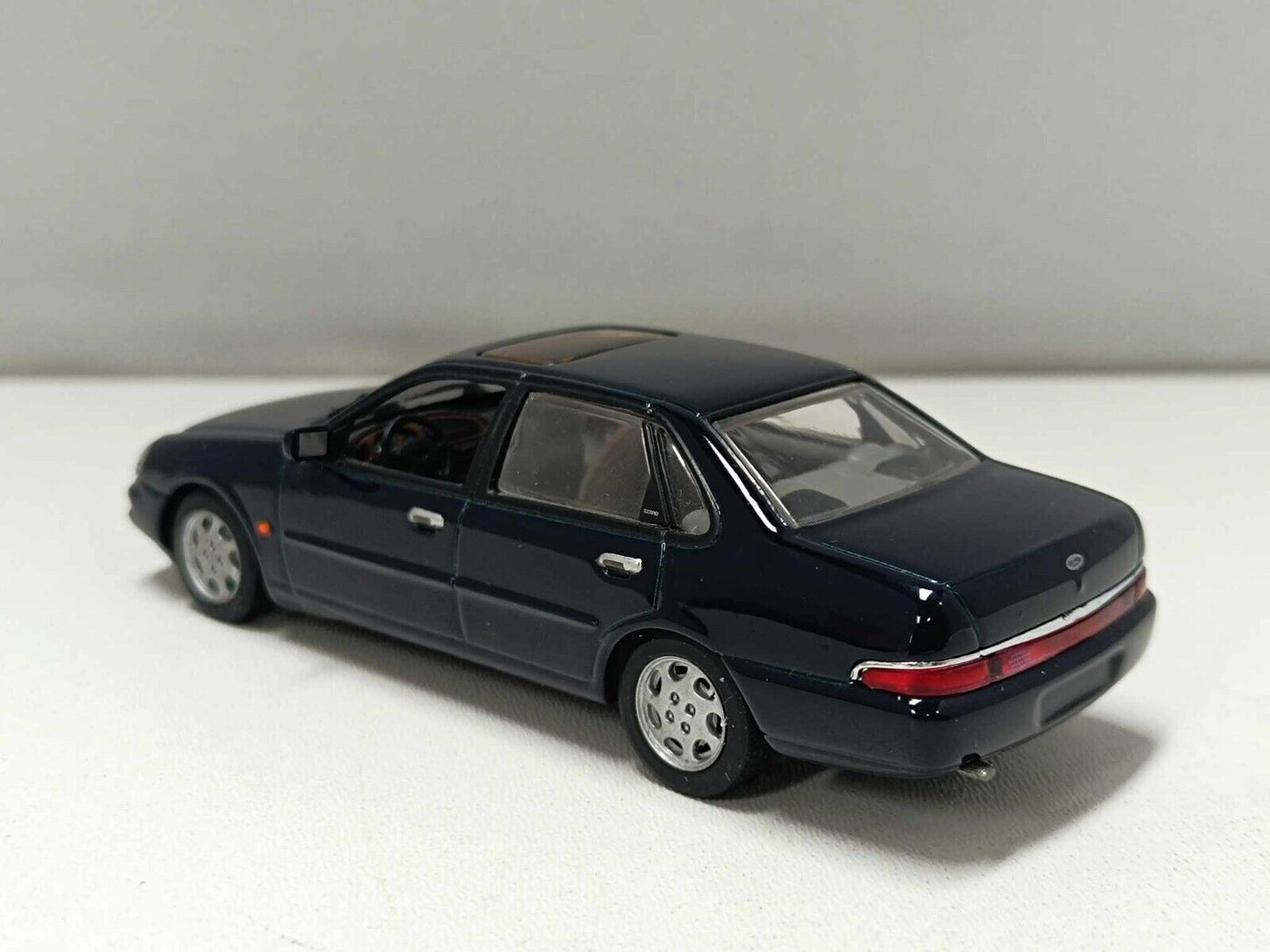 Ford Scorpio Saloon 1995 Blue Navy - Minichamps 1:43 Usato Teca