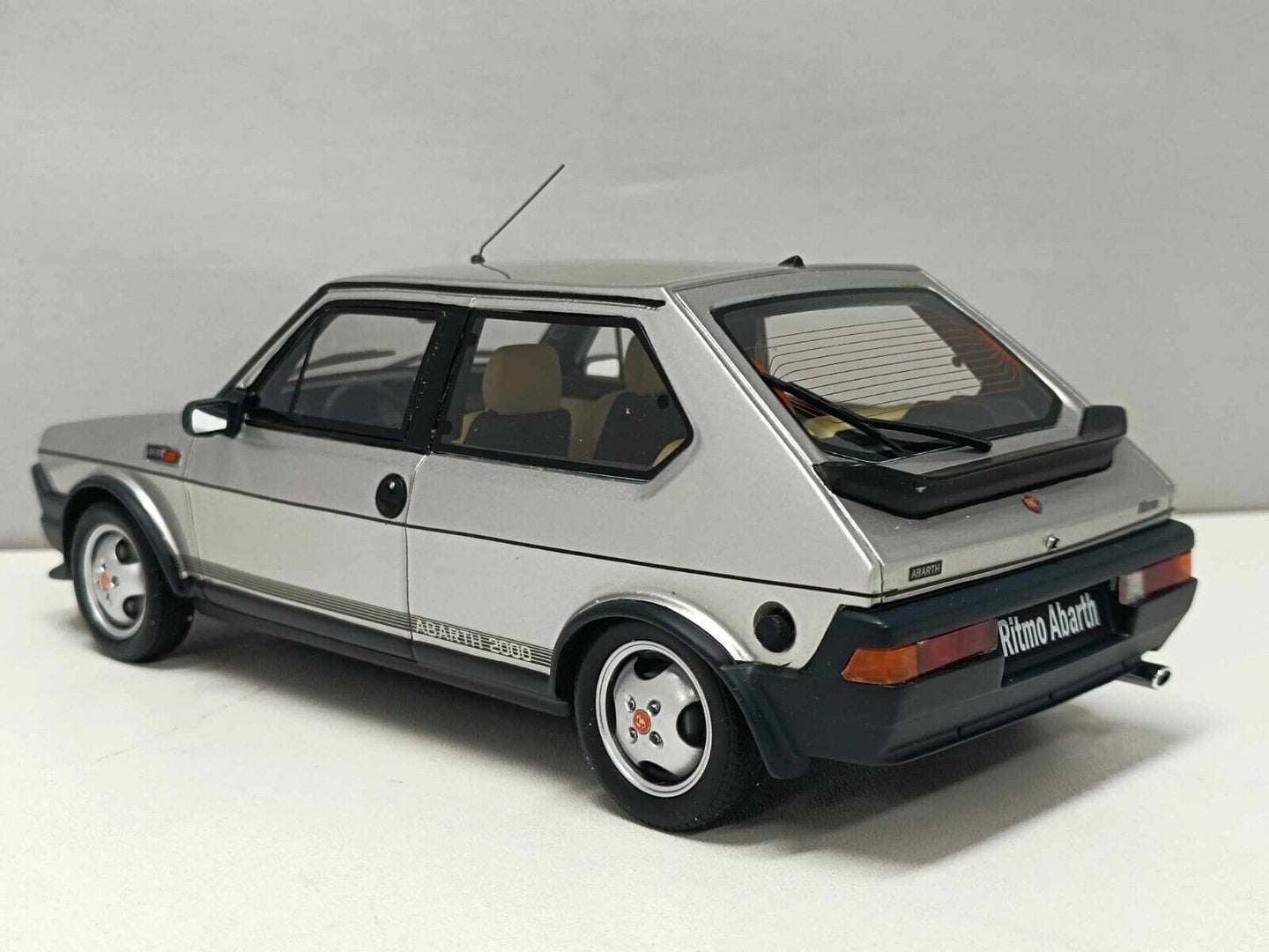 Fiat Ritmo 125 TC Abarth 1982 Silver Grigio - Laudoracing 1:18 Usato + Box Rare
