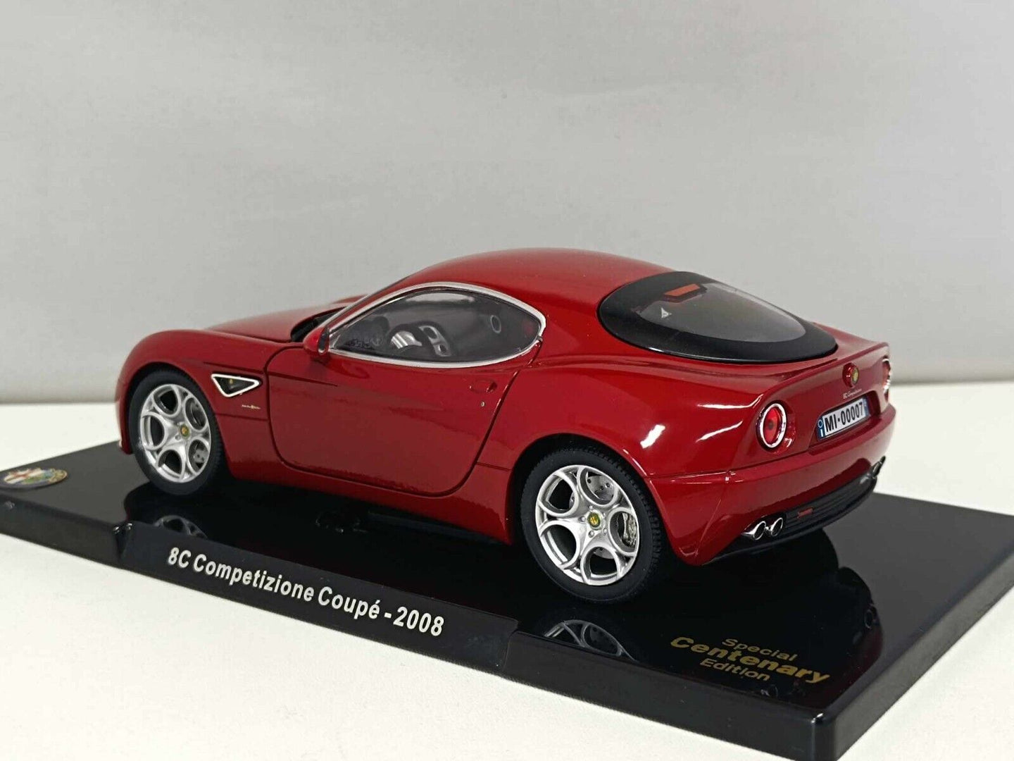 Alfa Romeo 8c Competizione Coupé 2008 Edicola Centenario 1:24 Usato + Teca