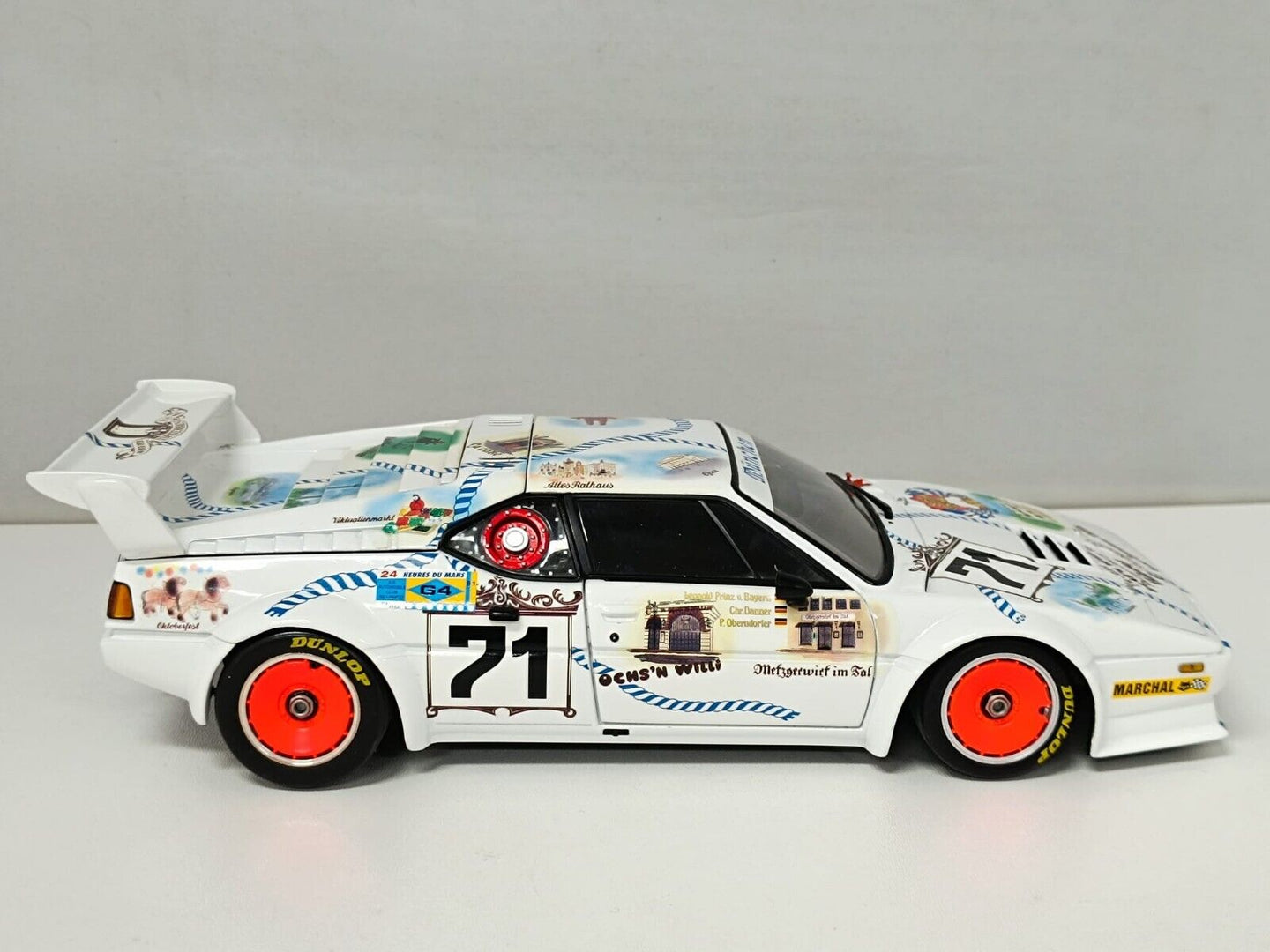 BMW M1 V. Bayern / Oberndorfer / Danner #71 Le Mans 1981 Minichamps 1:18 Usato