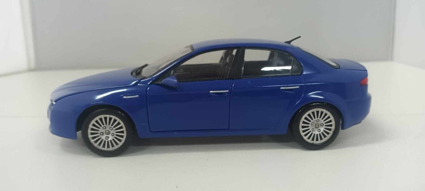 Alfa Romeo 159 Q4 3.2 JTS Motorama 1:24 Blu Usato Rara Very Rare GM Shop