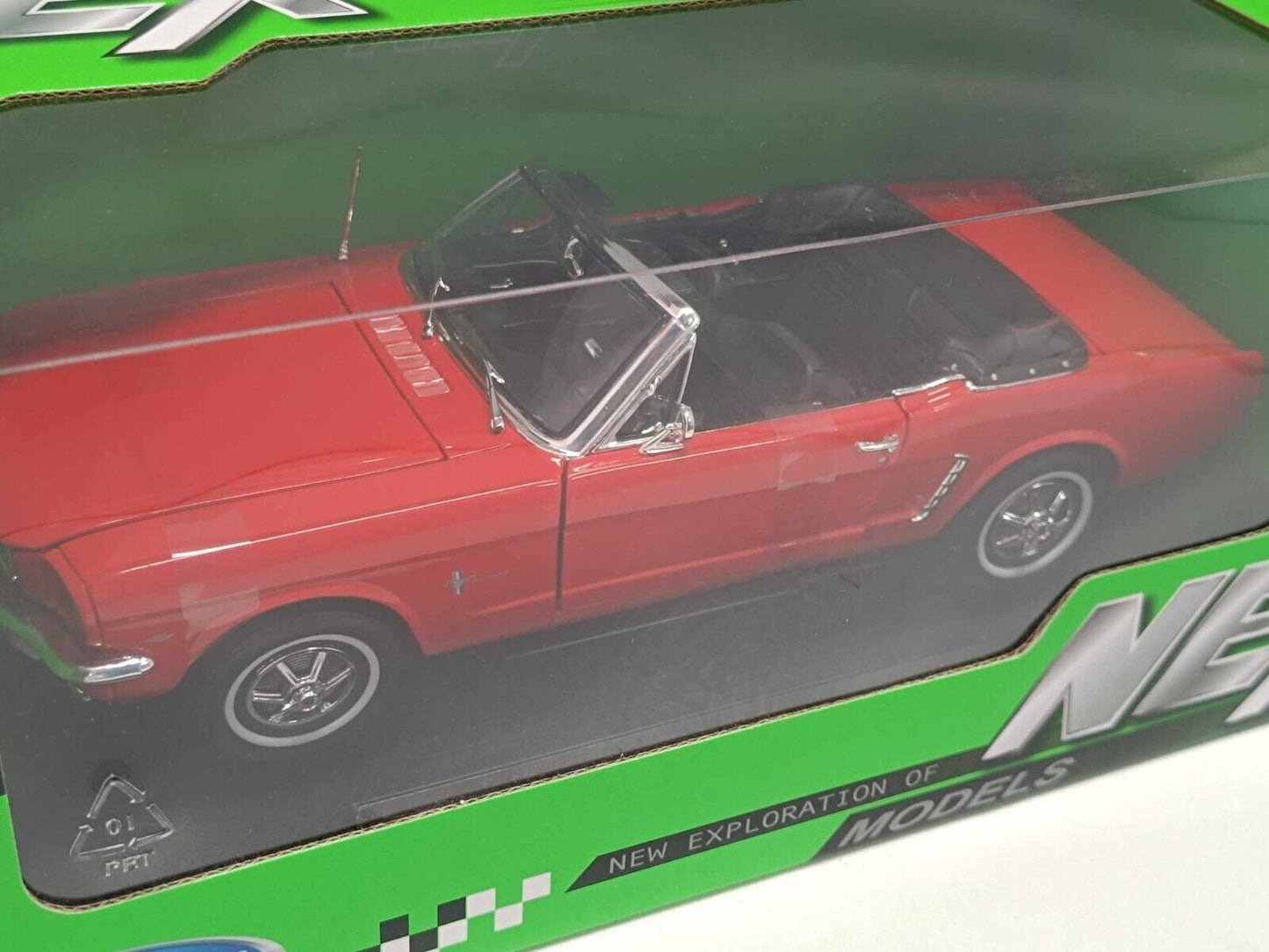 Ford USA Mustang Cabriolet 1/2 - 1964 Red Rosso - Welly 1:18 Nuovo 1/18