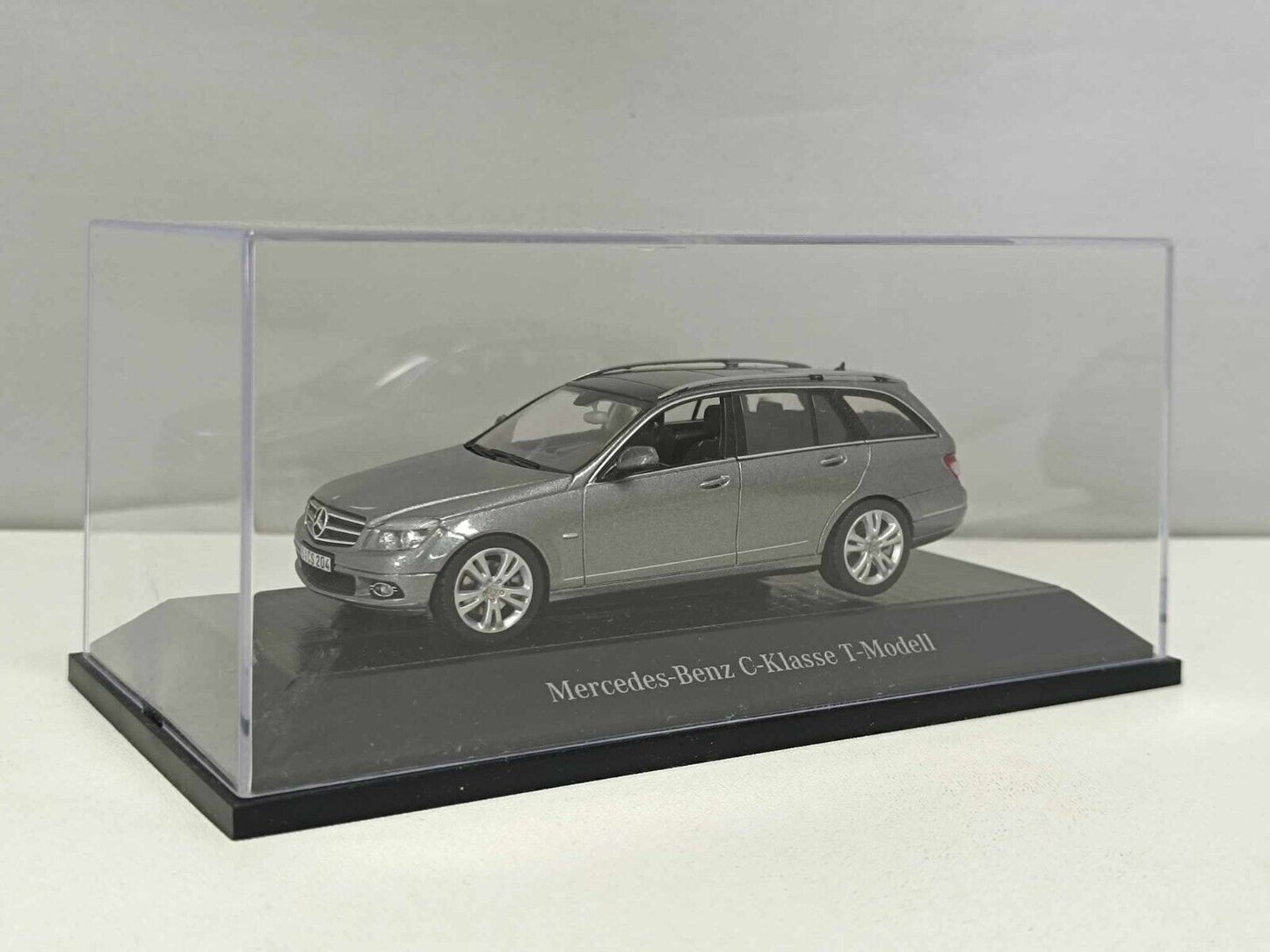 Mercedes-Benz C Klasse T-Modell W204 2007 Palladium Silver Schuco 1:43 Dealer