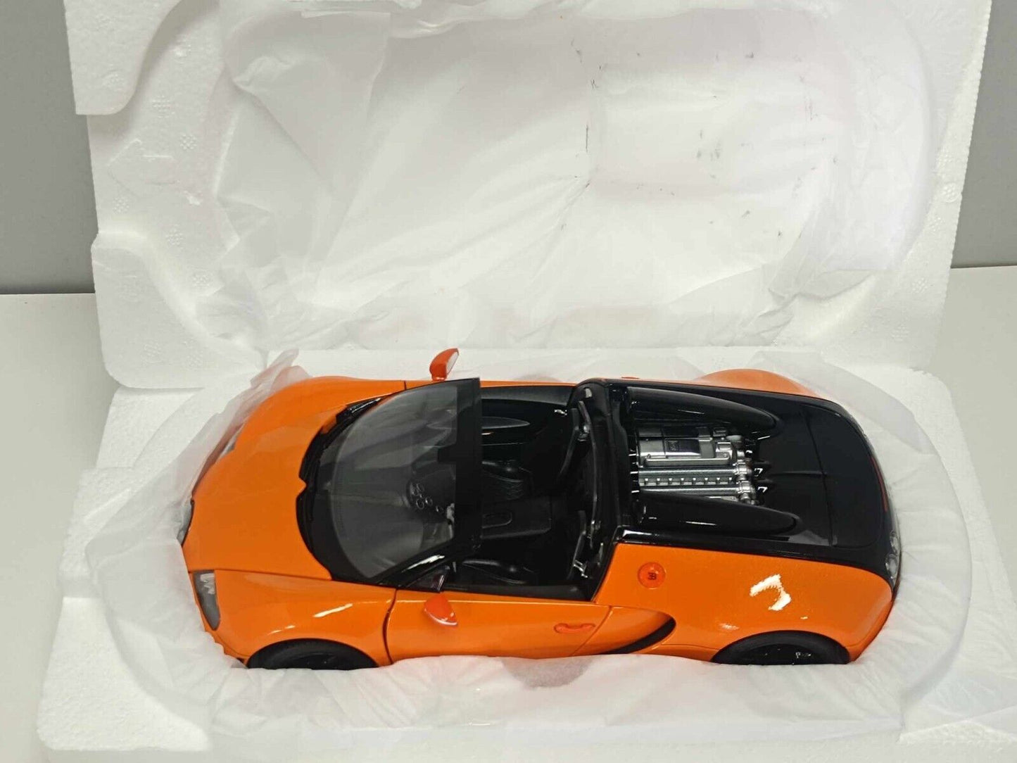 Bugatti Veyron 16.4 Grand Sport Vitesse Arancione Orange Rastar 1:18 Nuovo 1/18
