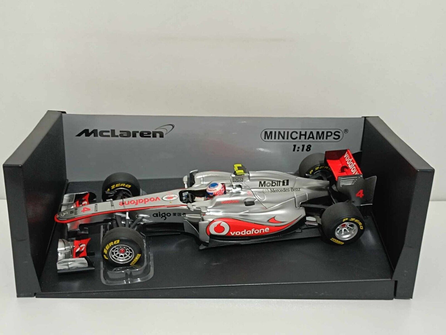 McLaren Mercedes Mp4-26 Vodafone J.Button (2011) - Minichamps 1:18 GM Shop