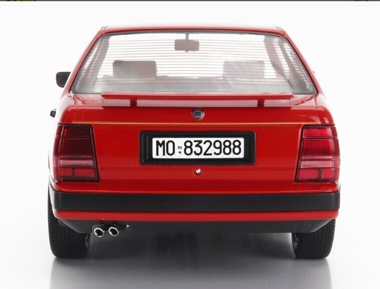 Lancia Thema 8.32 Ferrari 1988 Rosso Ferrari Red Mitica 1:18 Nuovo 1/18