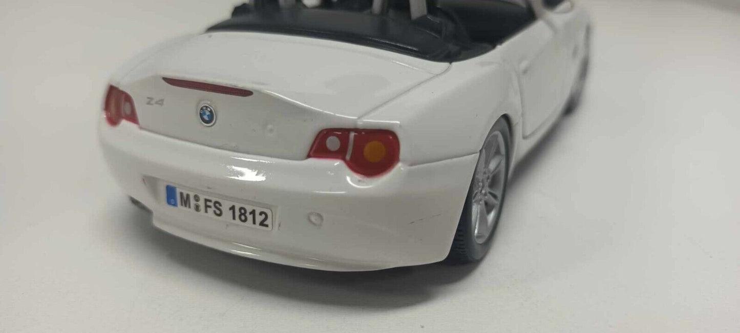 BMW Z4 Spider 2003 White Bianco Burago 1:24 Usato 1/24