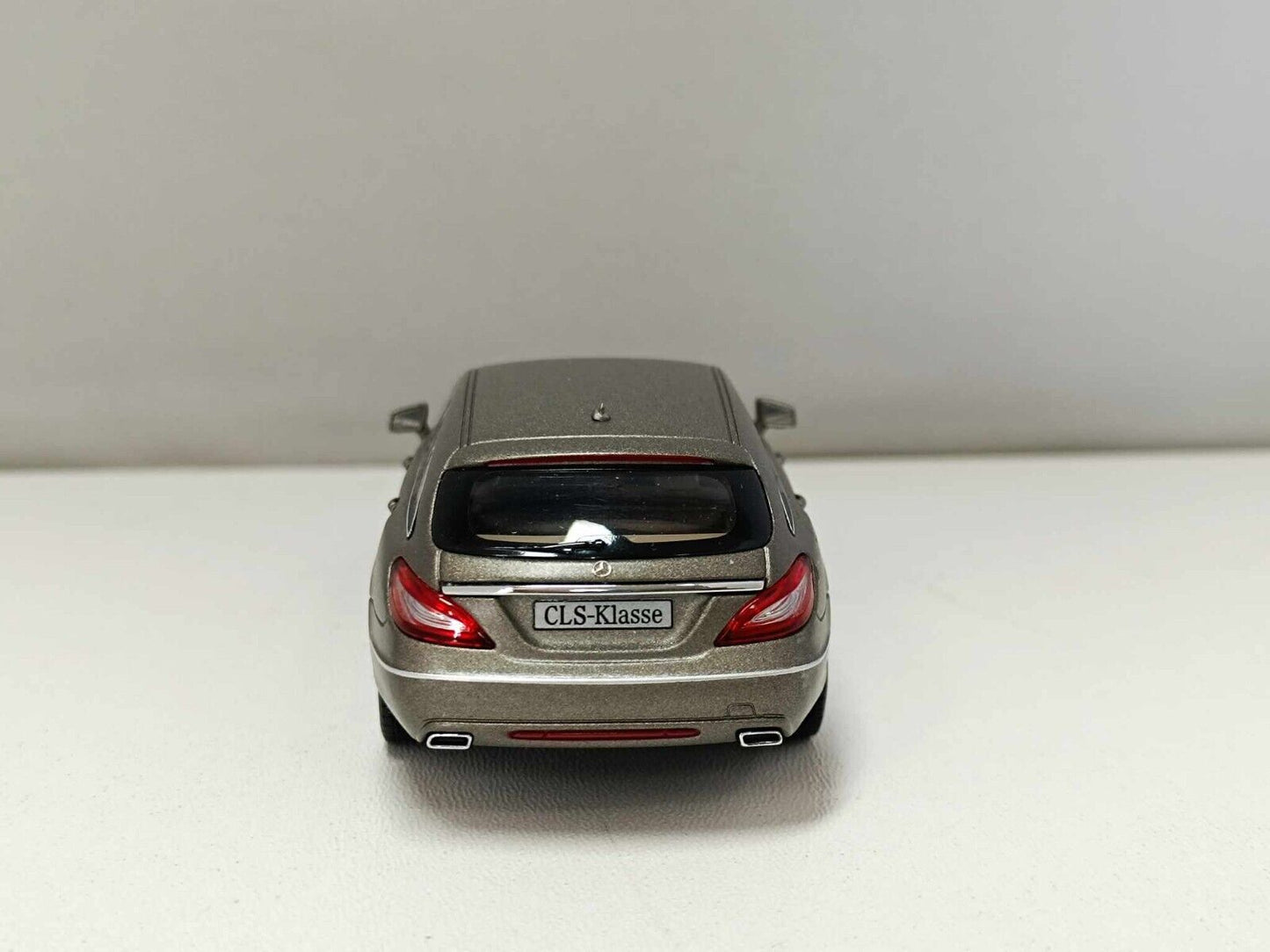 Mercedes-Benz CLS Klasse Shooting Brake 2010 - Norev 1:43 Usato