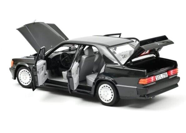 Mercedes Benz 190E 2.3-16 Nero Metallizzato Black Met 1984 Norev 1:18 Nuovo 1/18