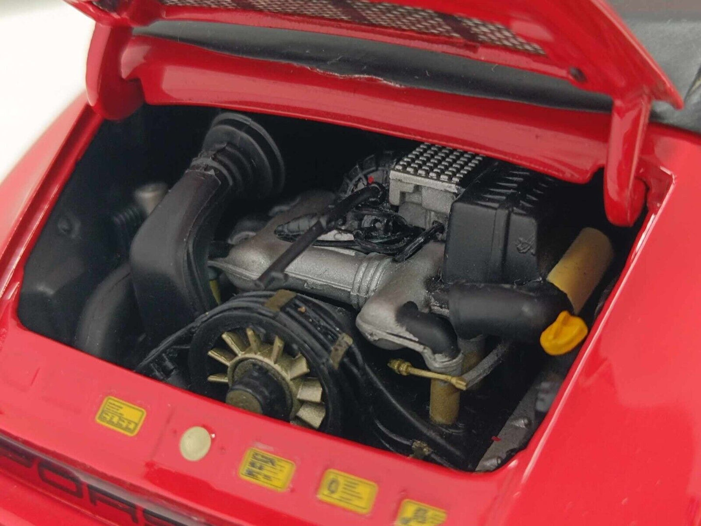 Porsche 911 Carrera Cabriolet 1983 Red Rosso - Minichamps 1:18 Rare