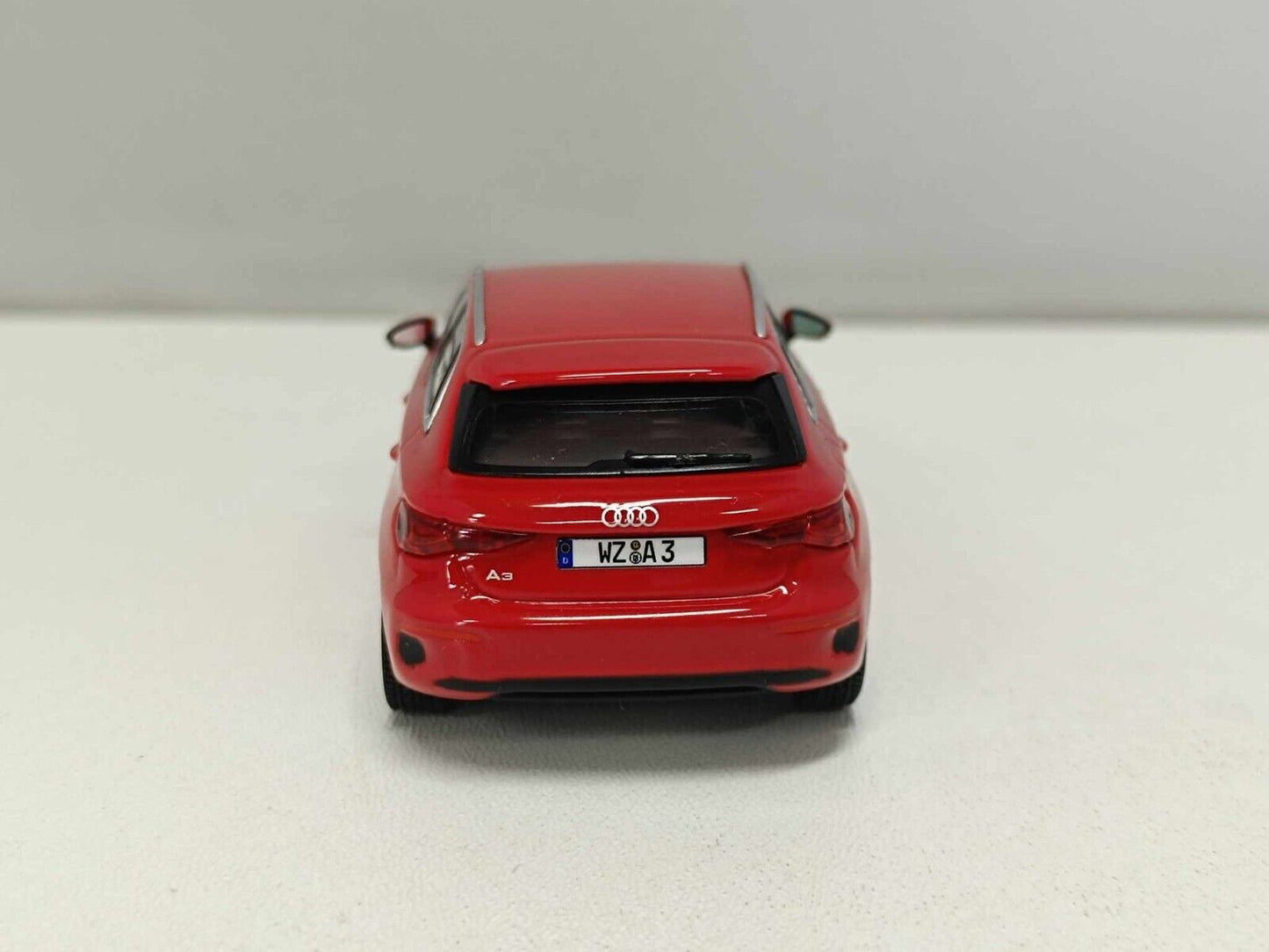 Audi A3 Sportback 4th 2020 - I-Scale 1:43 Rosso Usato