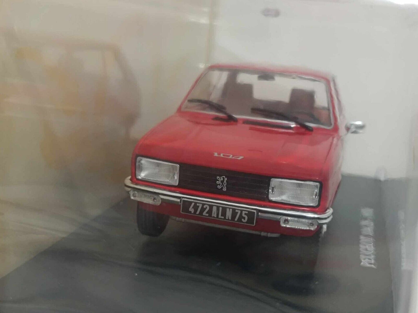 Peugeot 104 ZS 1976 1:24 Rosso Edicola Auto Vintage + Fascicolo