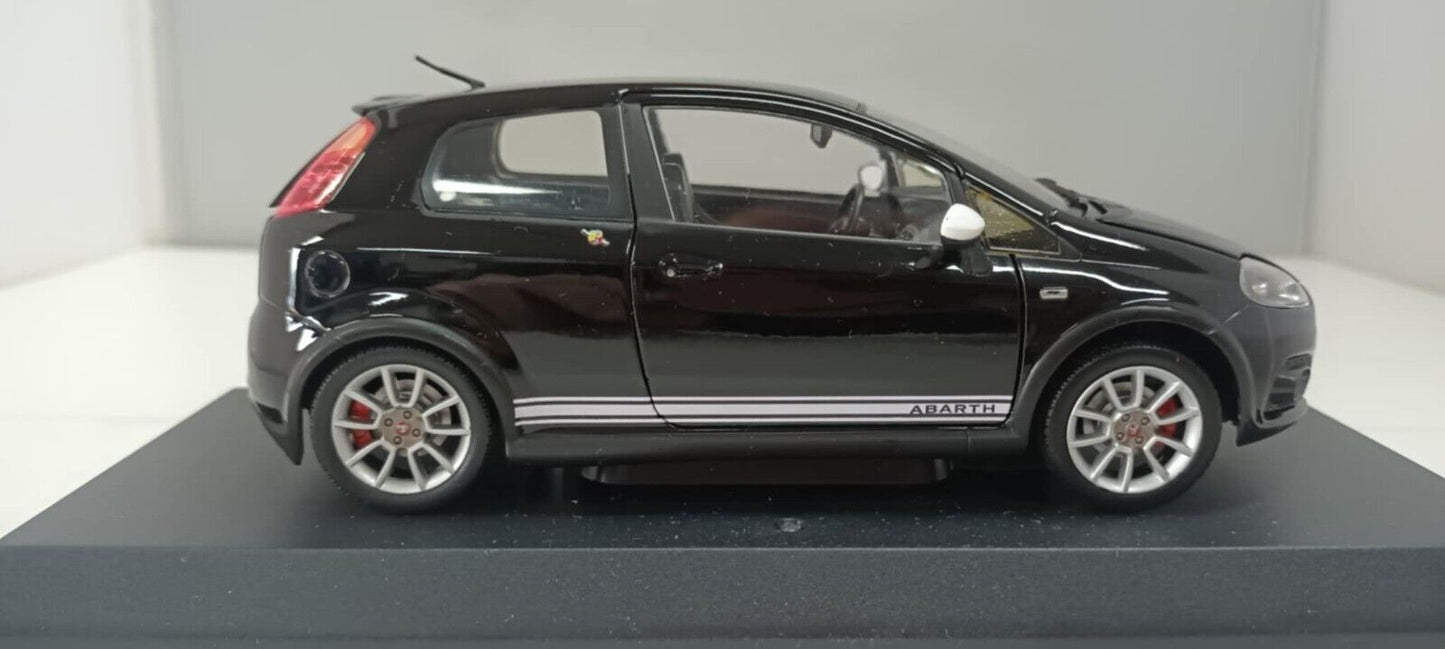 Fiat Abarth Grande Punto Nero Black Motorama 1:24 Usato + Box 1/24 Very Rare 