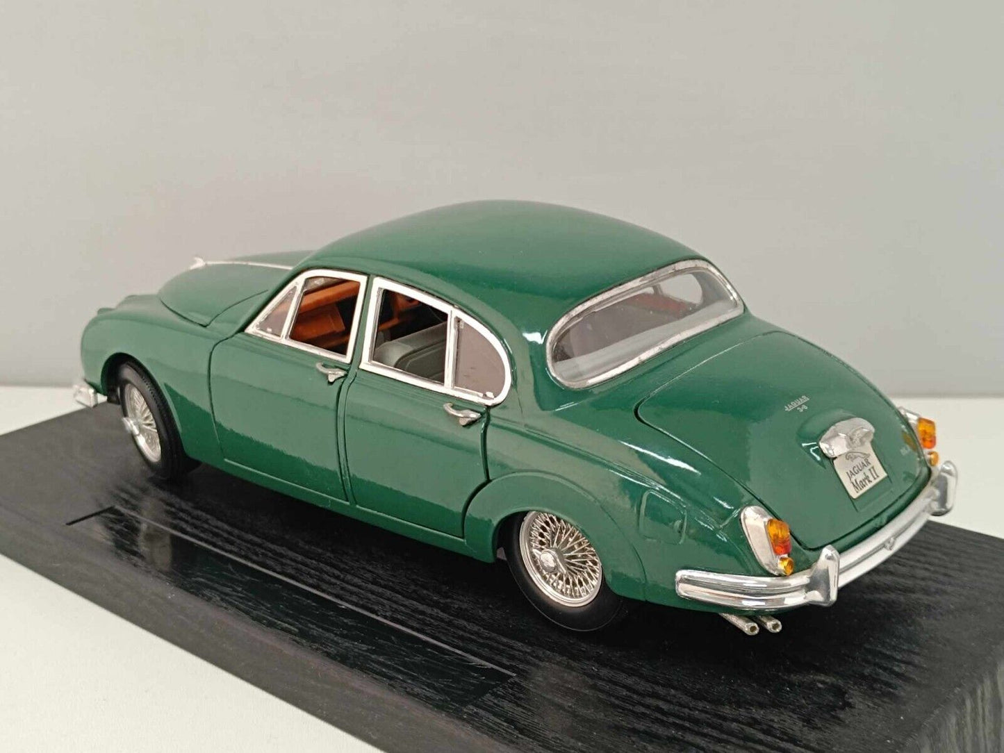 Jaguar Mark 2 1959 Verde Maisto 1/18 Green Usato + Box GM Shop