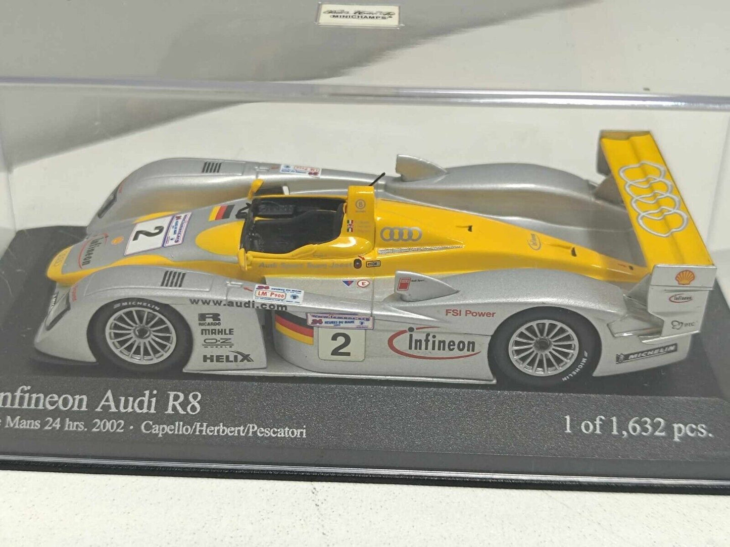 Infineon Audi R8 Le Mans 24 hrs 2002 #2 Limited Edition Minichamps 1:43 Usato