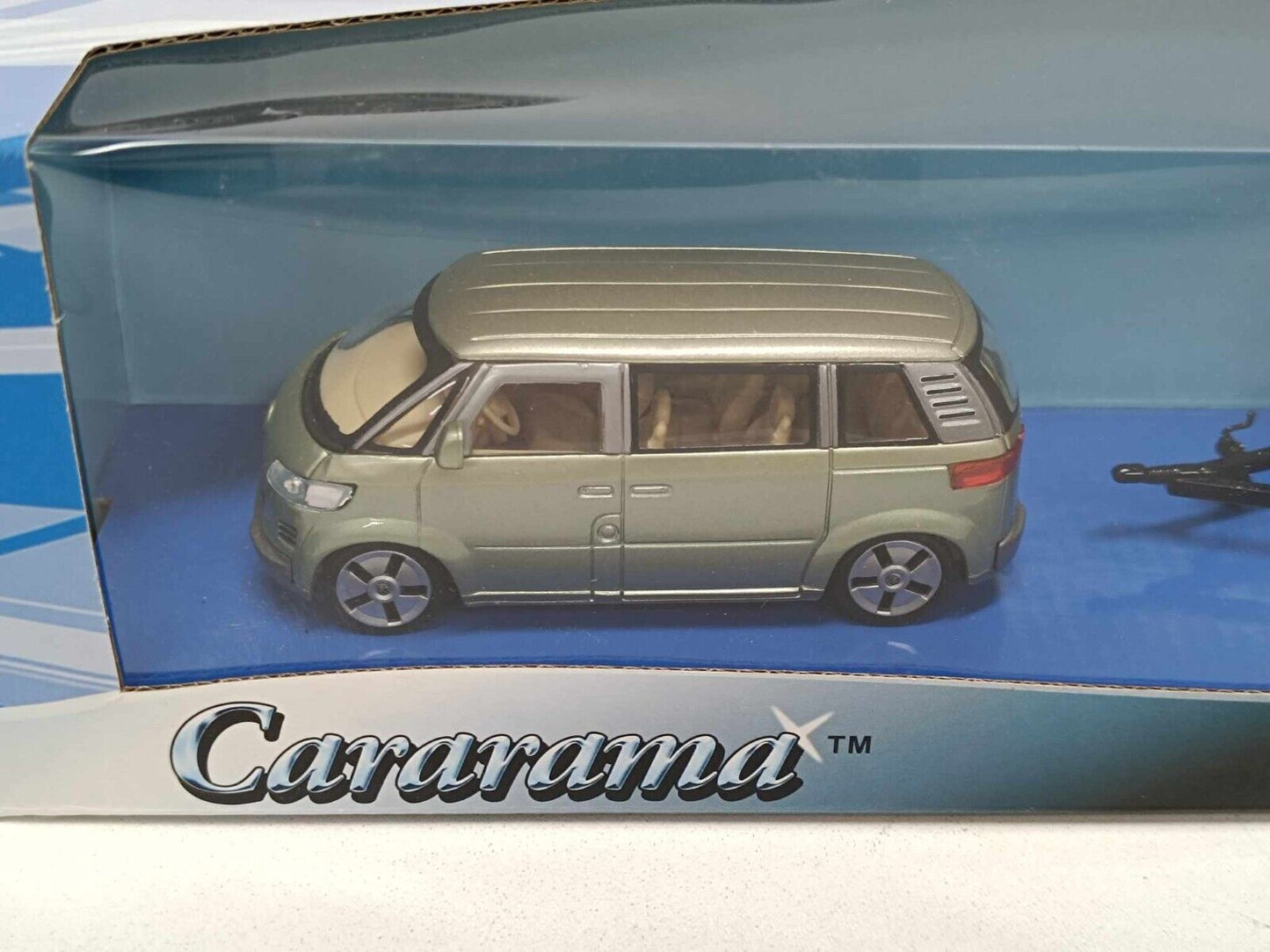 Volkswagen Microbus 2001 Verde  Green + Van Porta Cavalli - Cararama 1:43 Nuovo