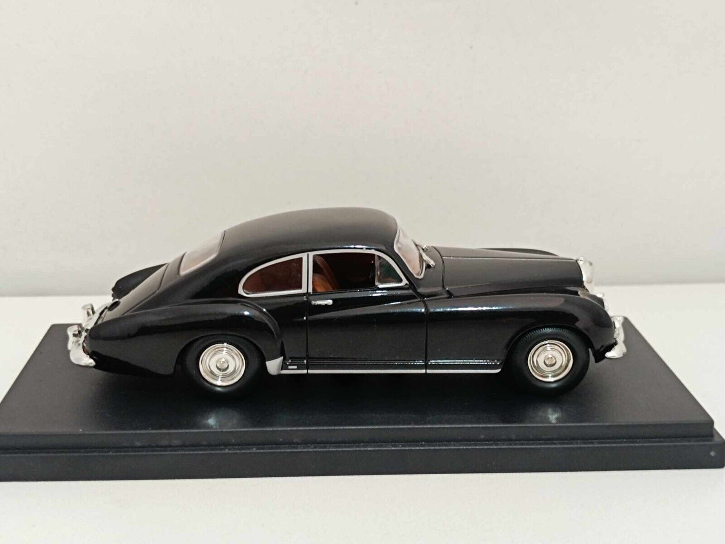 Bentley R Type Continental by Franay (1954) - Signature Series 1:43 GM Shop